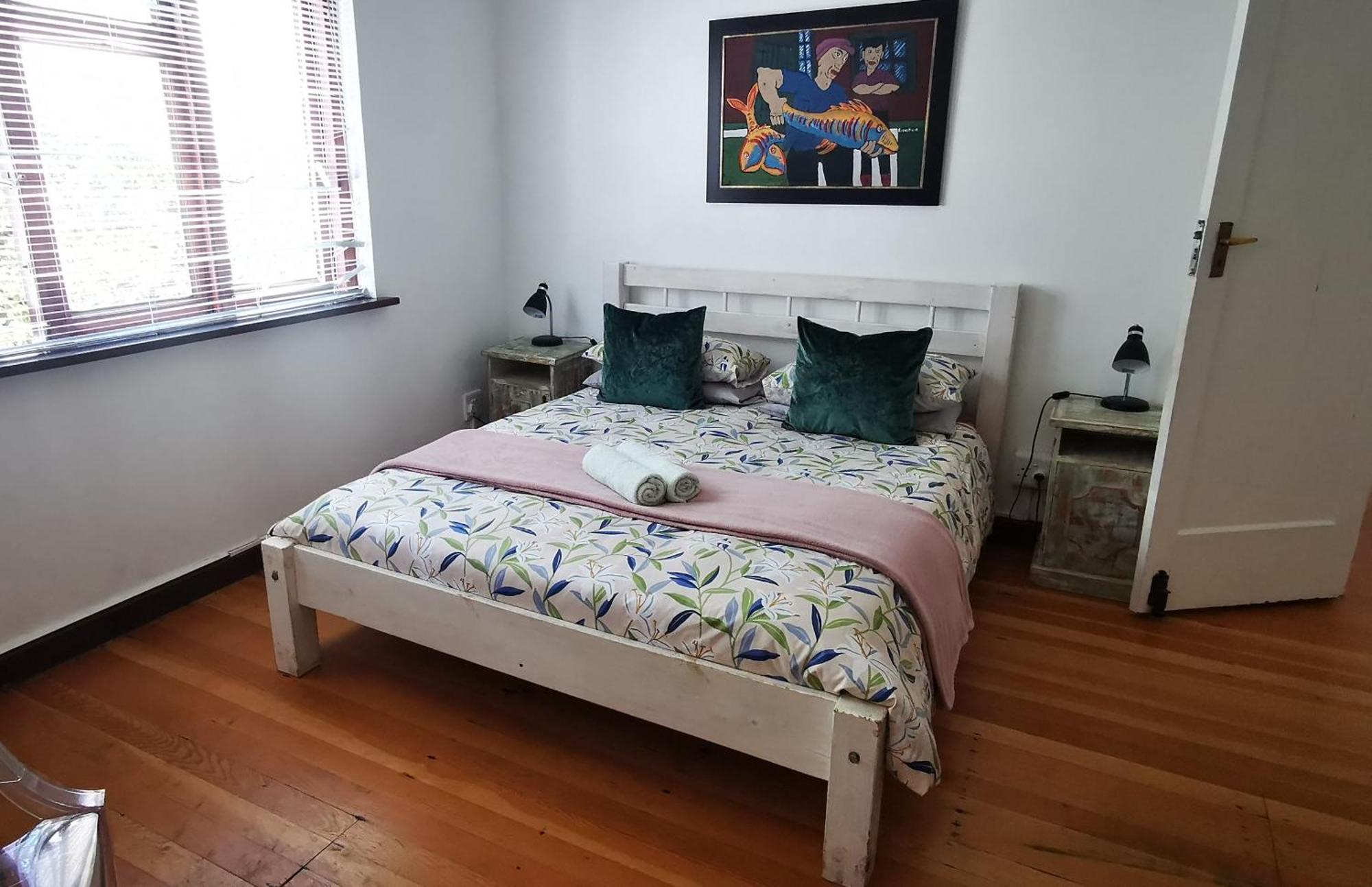 Backpackers & Budget Hostel